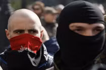 Nhóm Right Sector bất tuân lệnh Bộ Quốc phòng Ukraine