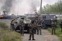 Lãnh đạo Kiev, ly khai ra chỉ thị ngừng bắn dọc Donbass