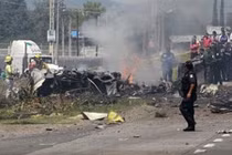 Mexico: Máy bay rơi, năm người chết