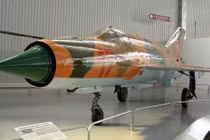 Ukraine lấy bộ phận tiêm kích MiG-21 từ Nga làm gì?