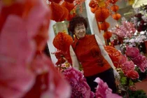 Rộn ràng không khí ngày 30 Tết ở các nước châu Á