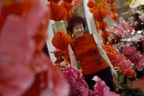 Rộn ràng không khí ngày 30 Tết ở các nước châu Á