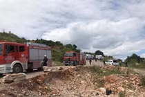 Kinh hoàng xe chở pháo hoa phát nổ, 9 người thương vong