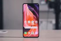 Smartphone “make in Vietnam” camera ẩn đầu tiên chụp ảnh nét căng