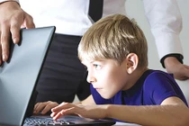 1,5 tỷ trẻ em có nguy cơ bị bắt nạt trên mạng