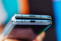 Samsung sắp tung ra phiên bản Galaxy Fold đặc biệt với giá rẻ