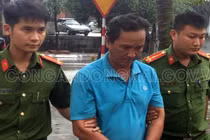 Bắt khẩn cấp tài xế tông CSGT