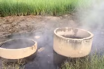 Video: Giếng nước nóng kỳ lạ chữa bệnh tại Quảng Ngãi