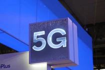 Mỹ bất ngờ muốn “nối lại tình xưa” với Huawei