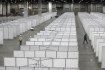 COVID-19 khiến các bệnh viện của Mỹ thiếu thiết bị y tế trầm trọng