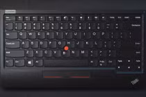 Lenovo ra mắt bàn phím ThinkPad TrackPoint II có chấm đỏ đặc trưng