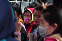 Thấp thỏm chờ thưởng Tết