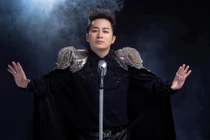 Tùng Dương "ăn mày quá khứ" 20 năm trước, diện mạo ngỡ ngàng