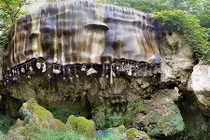 Giếng nước khiến mọi vật hóa đá 