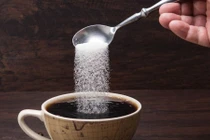 Cách đường đầu độc cơ thể con người