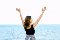 Tôi có nên chấp nhận không lấy chồng, độc thân cả đời?