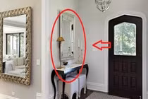 "Vào cửa thấy tam vật dễ tán gia bại sản", 3 vật gì?