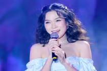 Mỹ Tâm "ứng biến" sao khi gặp sự cố quên lời trên sân khấu