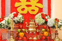 Cách chuẩn bị lễ vật, trang trí bàn thờ gia tiên trong ngày cưới