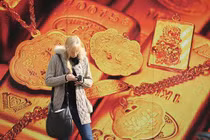 Giá vàng hôm nay 8/7: Thế giới chao đảo, vàng hồi phục từ đáy