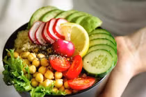 Chế độ ăn kích hoạt gen sống thọ, khoai lang làm nguồn calo chính