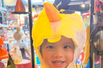 Hà Hồ cạn lời vì gu thời trang của cô con gái Lisa