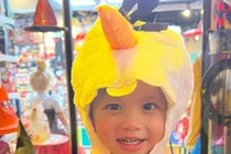 Hà Hồ cạn lời vì gu thời trang của cô con gái Lisa