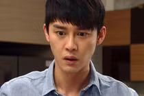 Về nhà ăn cơm ngày Halloween cùng vợ, mở lồng bàn ra tôi sốc 