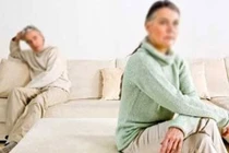 Người phụ nữ 63 tuổi muốn ly hôn nhưng bị con cái cấm cản