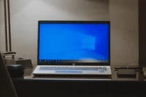 5 điều khiến máy tính chạy chậm hơn mà bạn không hề hay biết