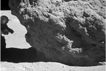 Đất trên Mặt trăng đem về Trái đất còn ở sao Hỏa thì không?