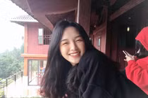 Vẻ đẹp mộc mạc của nữ sinh Xây dựng thu hút mọi ánh nhìn