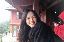 Vẻ đẹp mộc mạc của nữ sinh Xây dựng thu hút mọi ánh nhìn