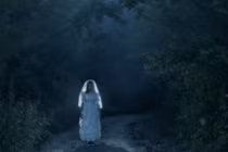 Cô gái trẻ bị bắn chết vì cố tình cải trang dọa ma hàng xóm