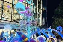 TP HCM: Teen tưng bừng "flex" loạt địa điểm vui Giáng sinh