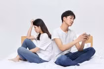 3 dấu hiệu chứng tỏ vợ chồng hết duyên, người thương hóa người dưng