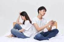 3 dấu hiệu chứng tỏ vợ chồng hết duyên, người thương hóa người dưng