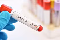 Vừa test COVID 2 vạch, mẹ chồng đã "đuổi khéo" về nhà ngoại