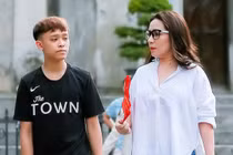 Quản lý nói gì chuyện giữ cát-xê của Hồ Văn Cường vài năm qua?