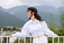 Sao Hoa ngữ 49 tuổi trẻ bất ngờ như mới ngoài 20