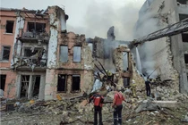 Nga nói không tấn công tàu dân sự, lãnh sự quán Trung Quốc ở Ukraine bị hư hại