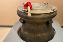 Phục dựng trống Đông Sơn từ nghìn mảnh ghép ở thành cổ 