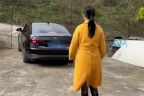 Con rể không vào nhà bố vợ suốt 8 năm 