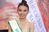 Thạch Thu Thảo: "Tôi khó xử với Nông Thúy Hằng"