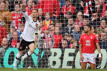 MU trở lại top 3 Premier League: Vũ điệu Antony