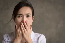 Mua bánh chưng Tết ở địa chỉ chồng dặn, vợ tá hỏa nhận ra điều bất thường