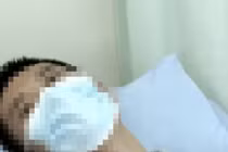 Người đàn ông nôn ra máu vì thói quen khi nắng nóng