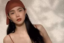 Minh Hằng "bóp nhỏ" đùi thô nhưng giữ nguyên bàn chân xương xẩu