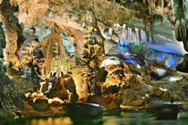 Ngắm hang động đẹp nhất thế giới ngay ở Việt Nam 