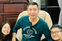 NSND Công Lý hạnh phúc khi các con riêng đến thăm